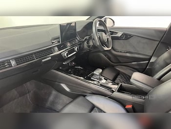 Used Audi A4 2021 for sale - 75402638: Photo