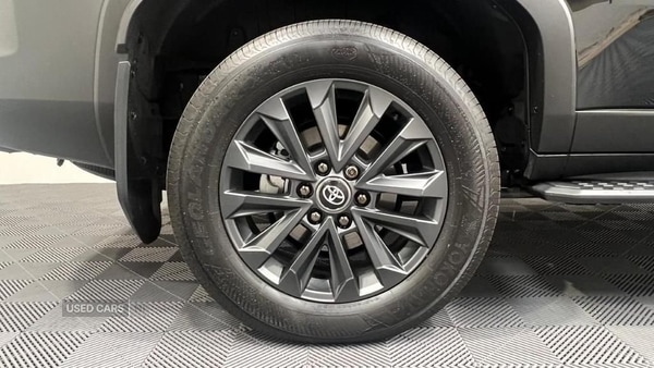 Used Toyota Landcruiser 2024 for sale - 75402472: Photo 18