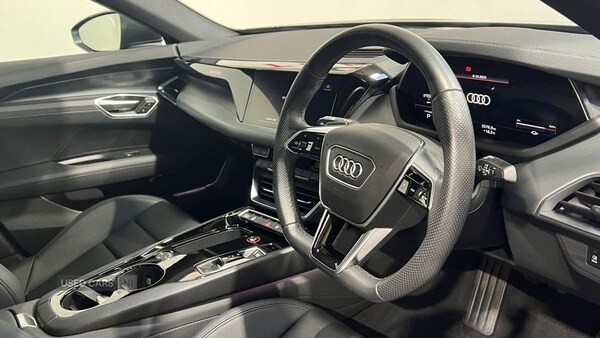Used Audi e-tron GT 2023 for sale - 76296297: Photo 11