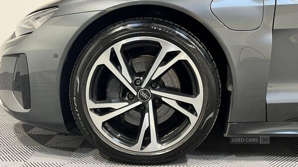Used Audi e-tron GT 2023 for sale - 76296297: Photo 16