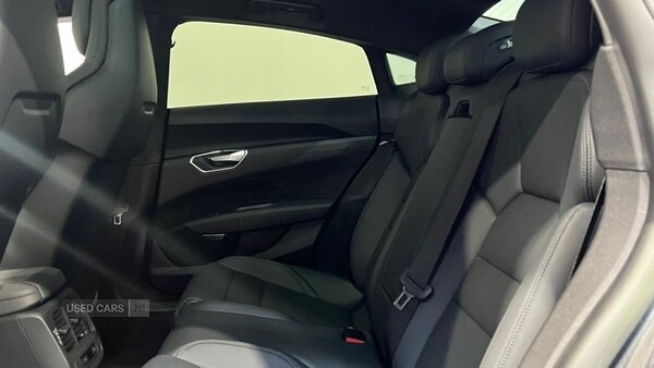 Used Audi e-tron GT 2023 for sale - 76296297: Photo 9