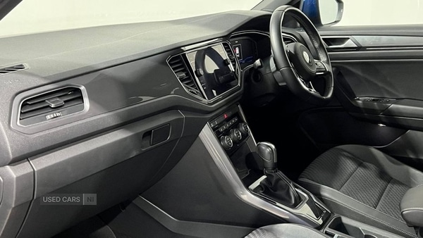 Used Volkswagen T-Roc 2022 for sale - 77017277: Photo 3