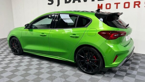 Used Ford Focus 2023 for sale - 76296298: Photo 2