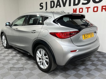 Used Infiniti Q30 2017 for sale - 78539607: Photo
