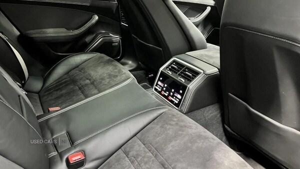 Used Porsche Panamera 2019 for sale - 75402621: Photo 10