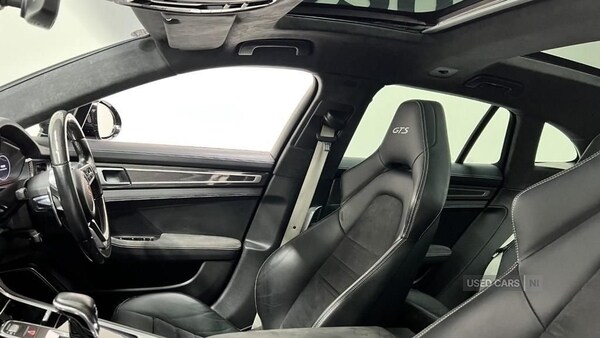 Used Porsche Panamera 2019 for sale - 75402621: Photo 12
