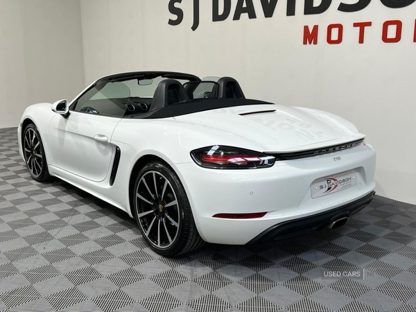 Used Porsche Boxster 2016 for sale - 77982839: Photo 2