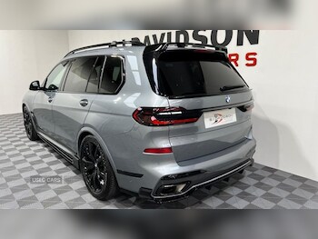 Used BMW X7 2025 for sale - 77030421: Photo