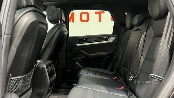 Used Porsche Cayenne 2024 for sale - 77084559: Photo 9
