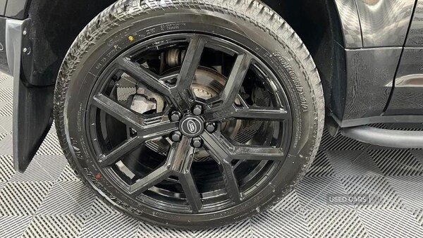 Used Land Rover Defender 2022 for sale - 75402461: Photo 15