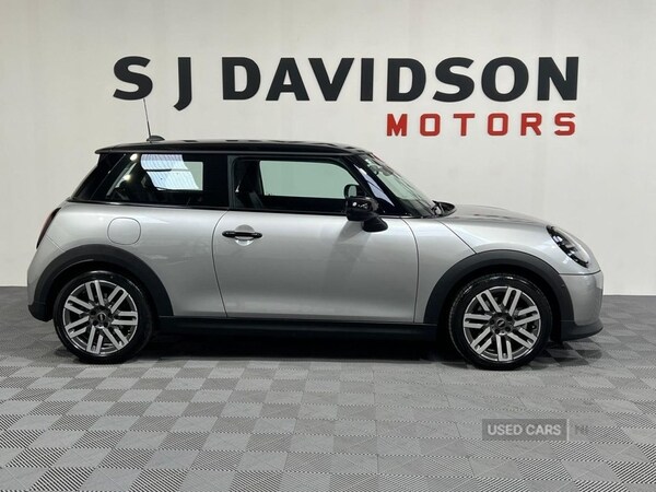 Used MINI Hatch 2025 for sale - 77551219: Photo 5