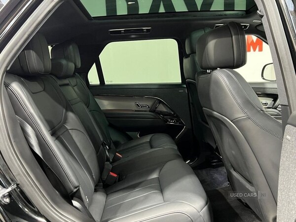 Used Land Rover Range Rover Sport 2024 for sale - 77217797: Photo 11