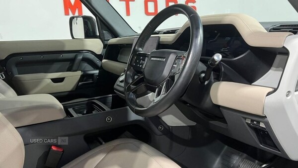 Used Land Rover Defender 2022 for sale - 77030223: Photo 11