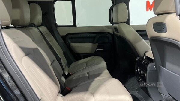 Used Land Rover Defender 2022 for sale - 77030223: Photo 9