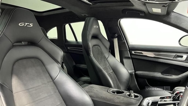 Used Porsche Panamera 2019 for sale - 77030218: Photo 3