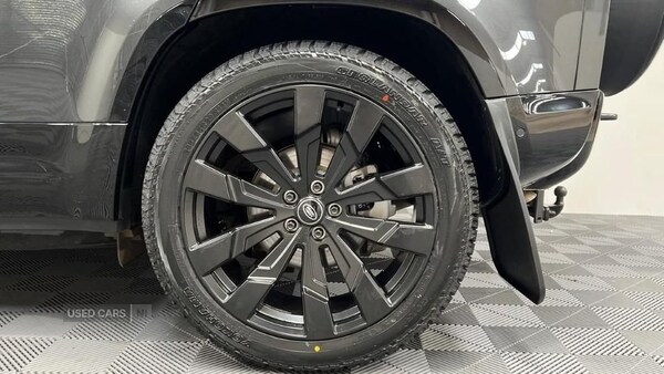 Used Land Rover Defender 2024 for sale - 75402502: Photo 23