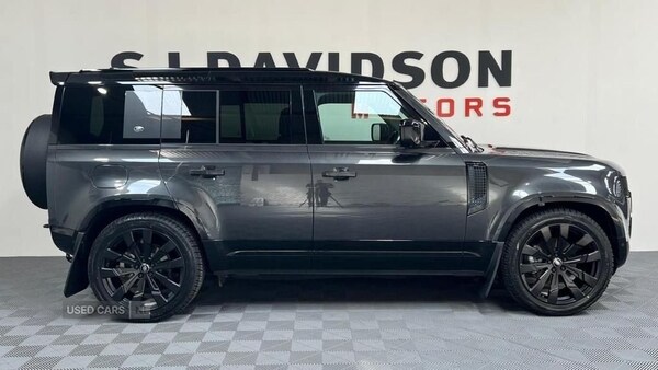 Used Land Rover Defender 2024 for sale - 75402502: Photo 2