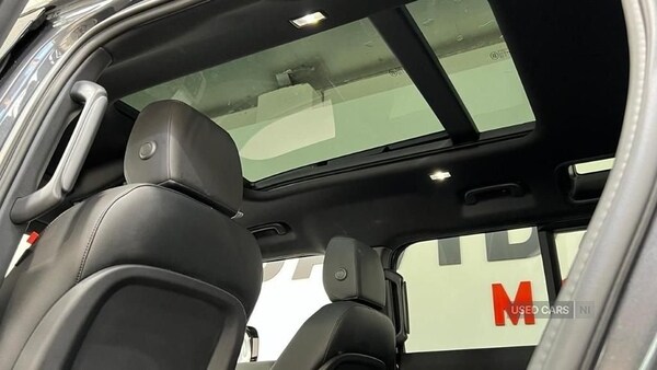 Used Land Rover Defender 2024 for sale - 75402502: Photo 3