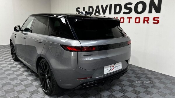 Used Land Rover Range Rover Sport 2023 for sale - 75402644: Photo 2