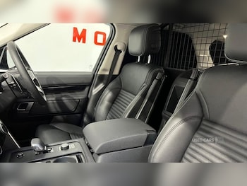 Used Land Rover Discovery 2024 for sale - 77030248: Photo