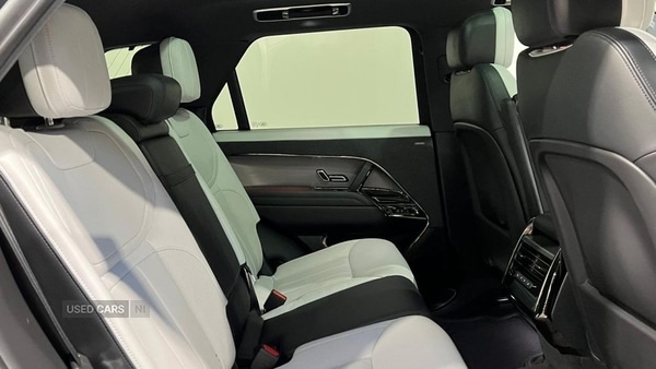 Used Audi RS Q8 2023 for sale - 77009381: Photo 11