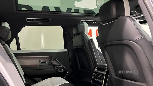 Used Audi RS Q8 2023 for sale - 77009381: Photo 7