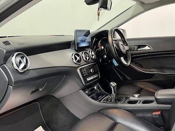 Used Mercedes-Benz GLA 2018 for sale - 78505223: Photo