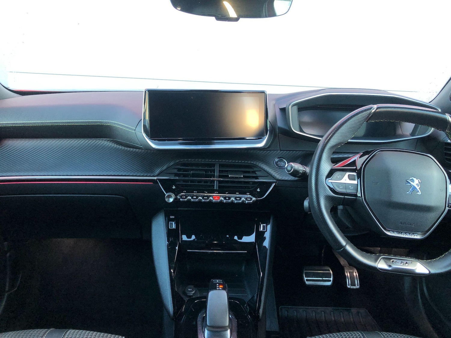 Used Peugeot E-2008 2021 for sale - 76658859: Photo 12