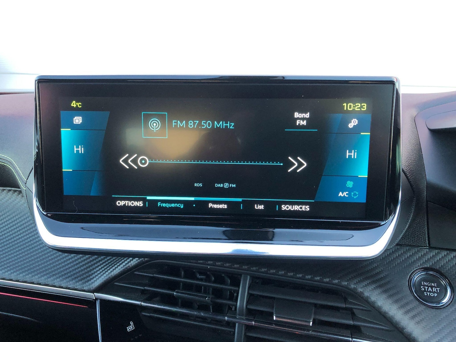 Used Peugeot E-2008 2021 for sale - 76658859: Photo 35