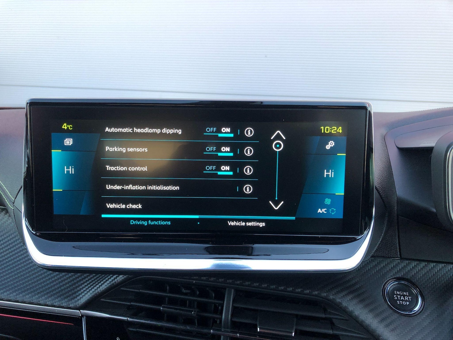 Used Peugeot E-2008 2021 for sale - 76658859: Photo 37