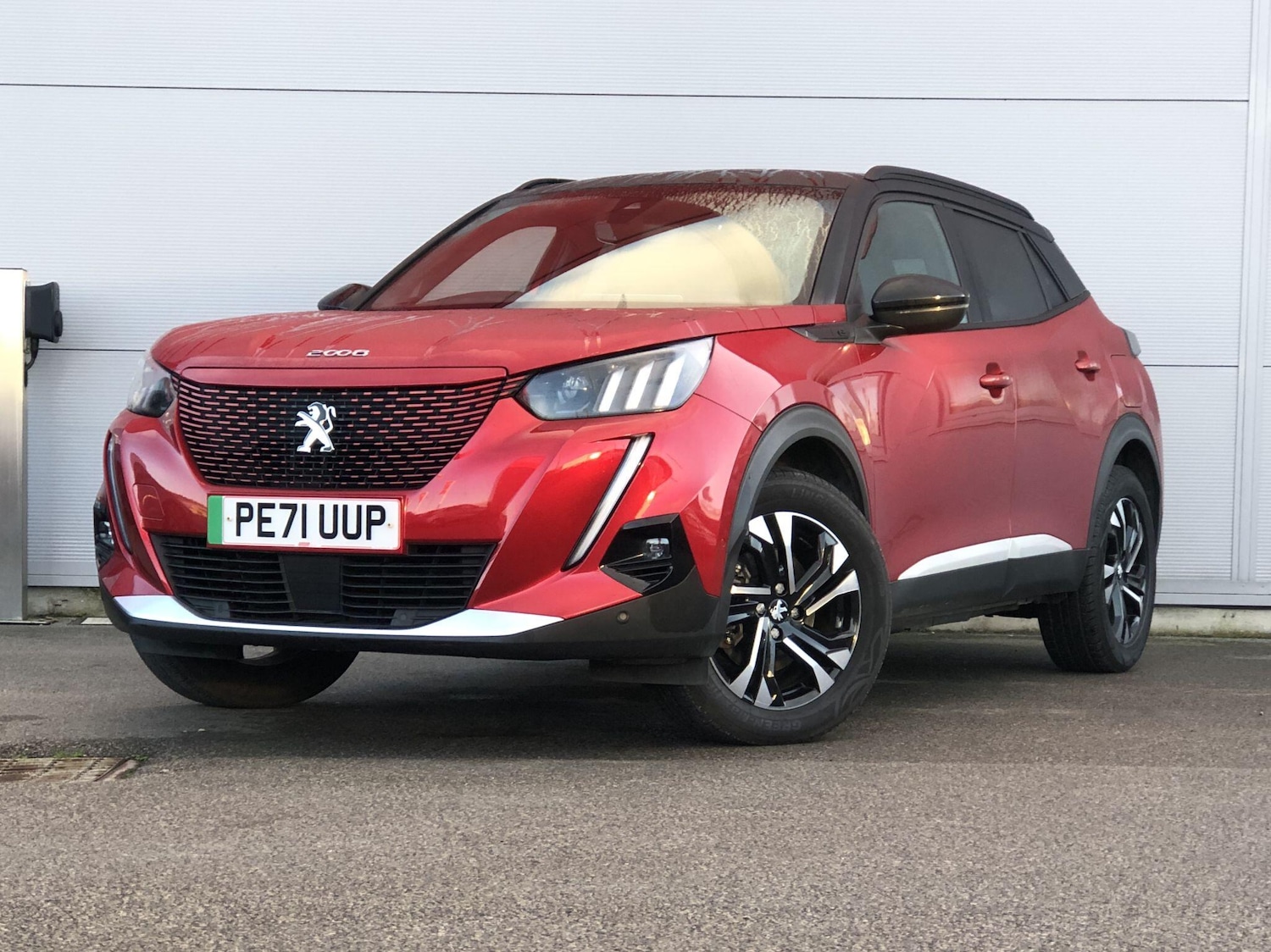 Used Peugeot E-2008 2021 for sale - 76658859: Photo 4