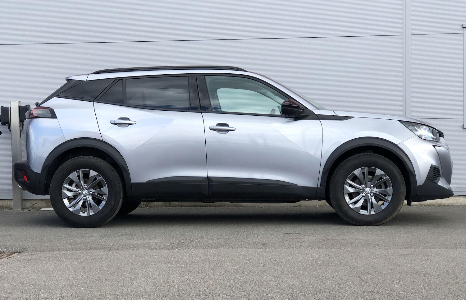 Used Peugeot 2008 2022 for sale - 76042134: Photo 9
