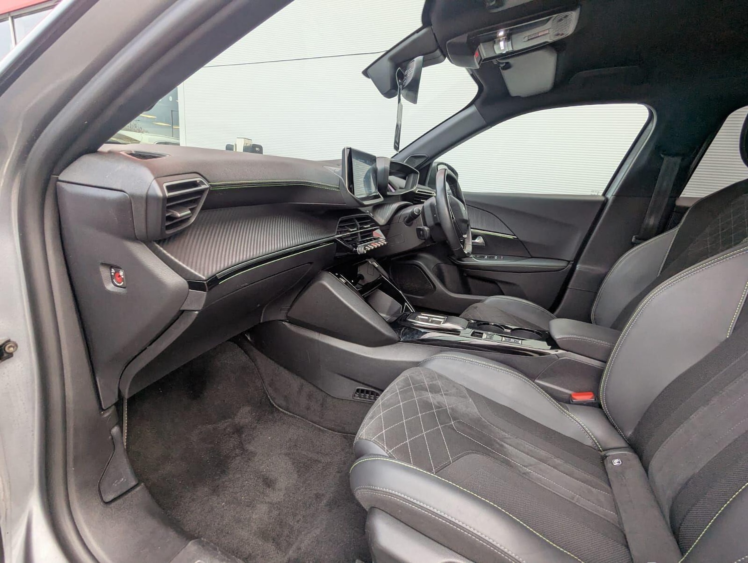 Used Peugeot 2008 2022 for sale - 76499713: Photo 31