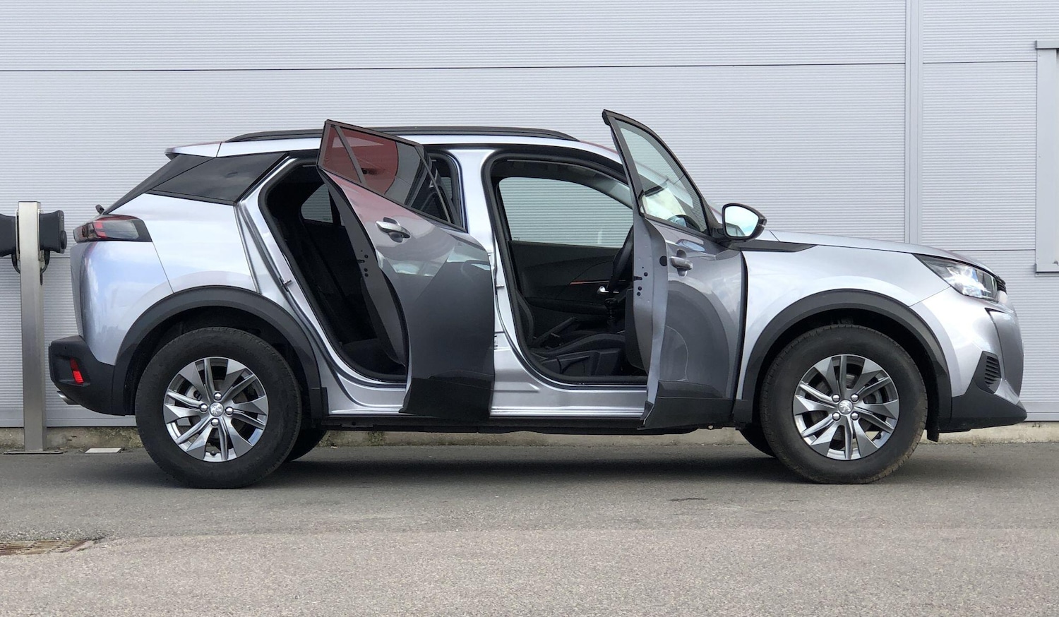 Used Peugeot 2008 for sale - 77784426: Photo 16