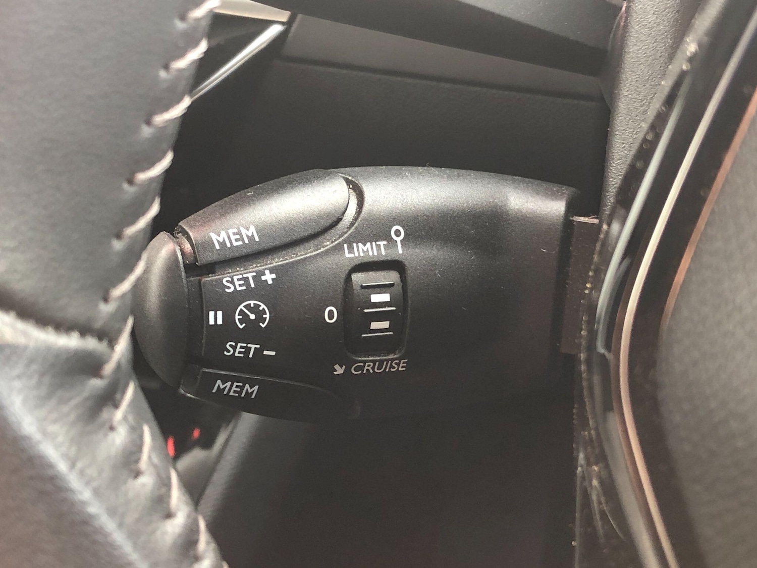 Used Peugeot 2008 for sale - 77784426: Photo 28