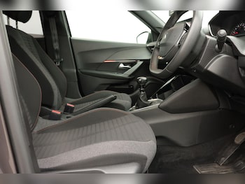Used Peugeot 2008 2023 for sale - 78998904: Photo