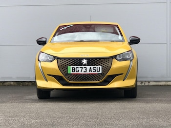Used Peugeot E-208 2024 for sale - 75493119: Photo