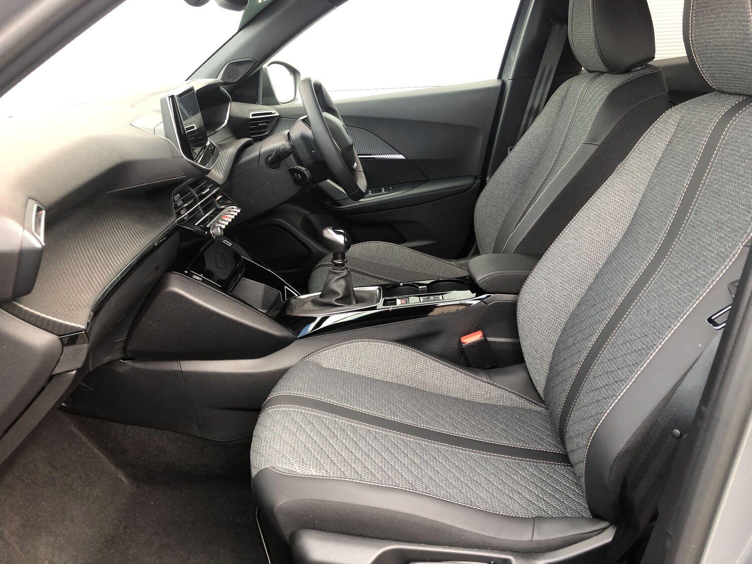 Used Peugeot 2008 2025 for sale - 76071794: Photo 19