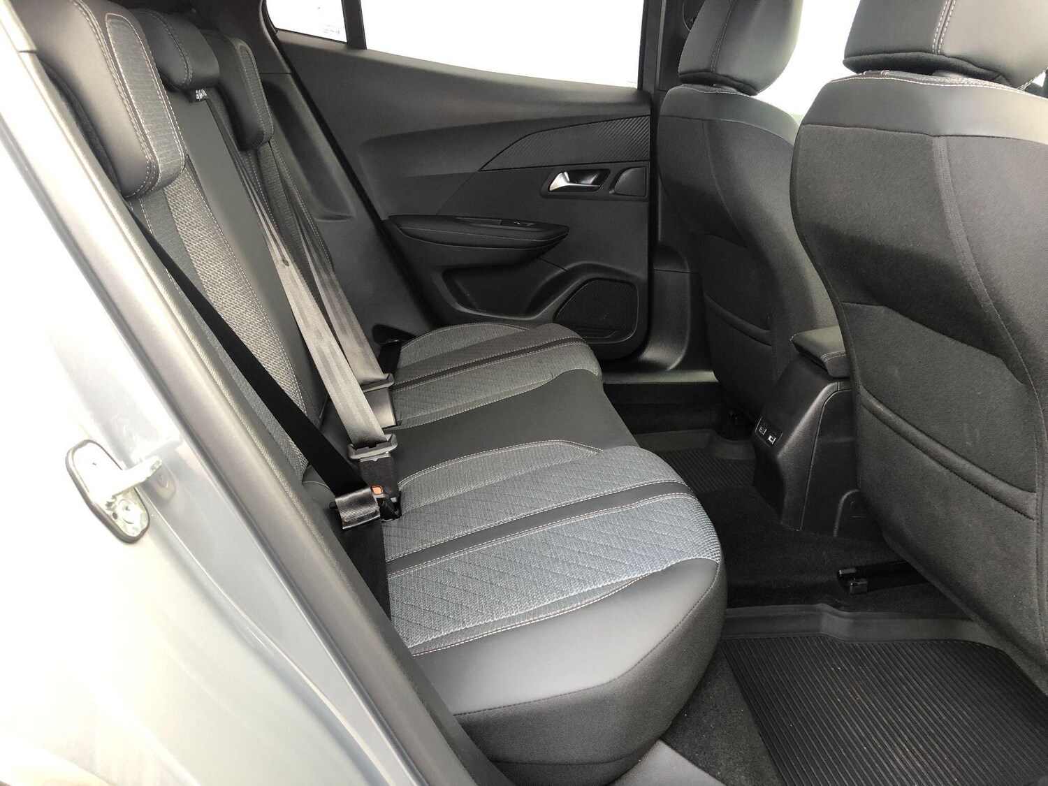 Used Peugeot 2008 2025 for sale - 76071794: Photo 26