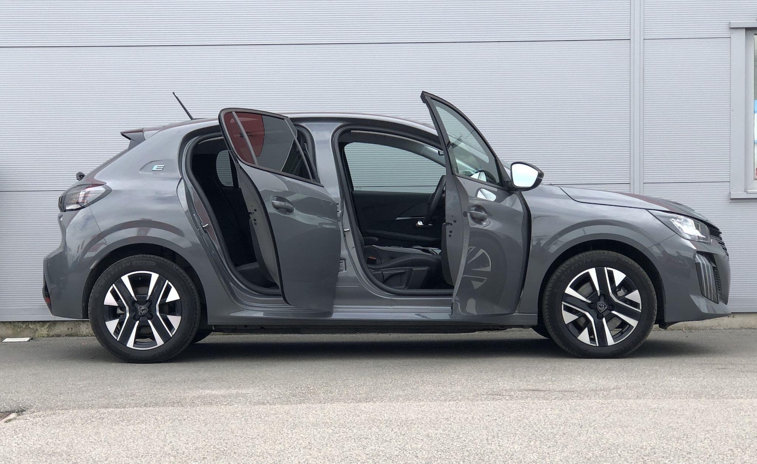 Used Peugeot E-208 2024 for sale - 76060401: Photo 10