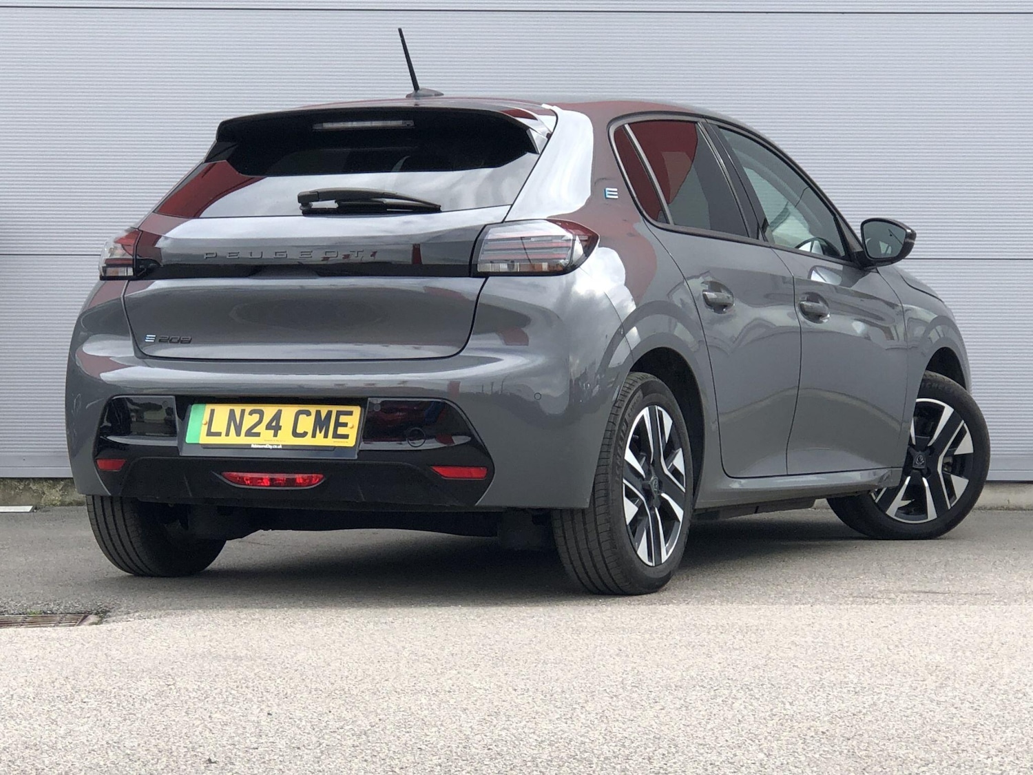 Used Peugeot E-208 2024 for sale - 76060401: Photo 11