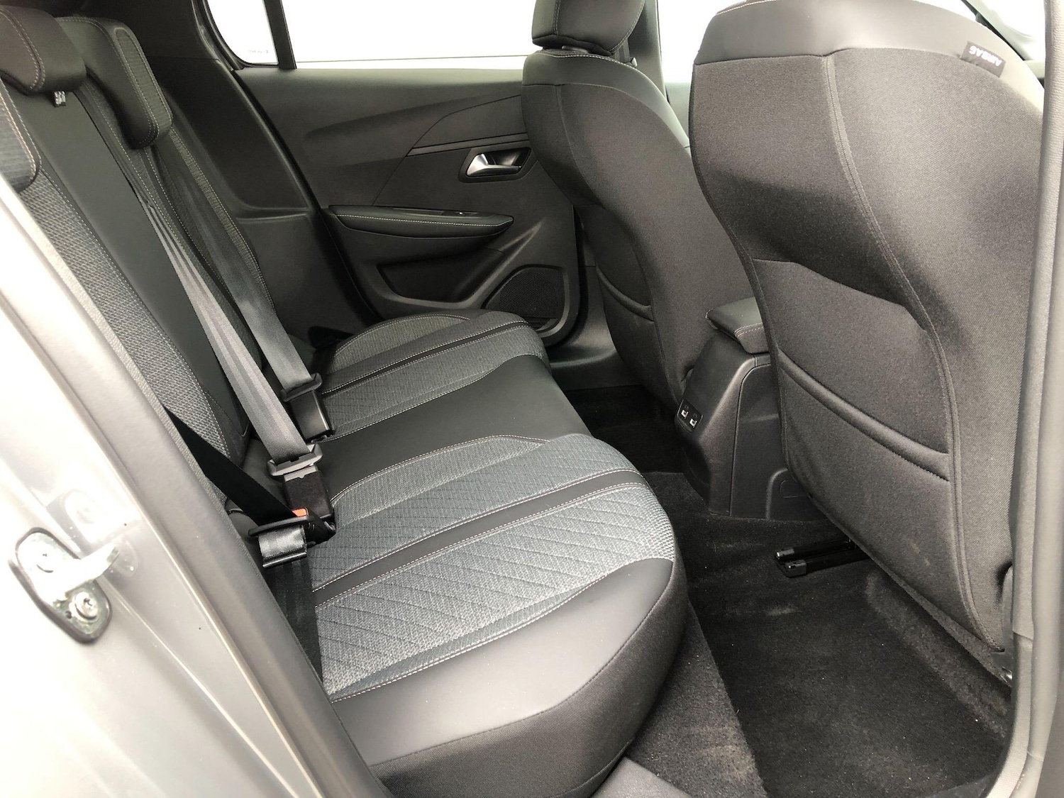 Used Peugeot E-208 2024 for sale - 76060401: Photo 21