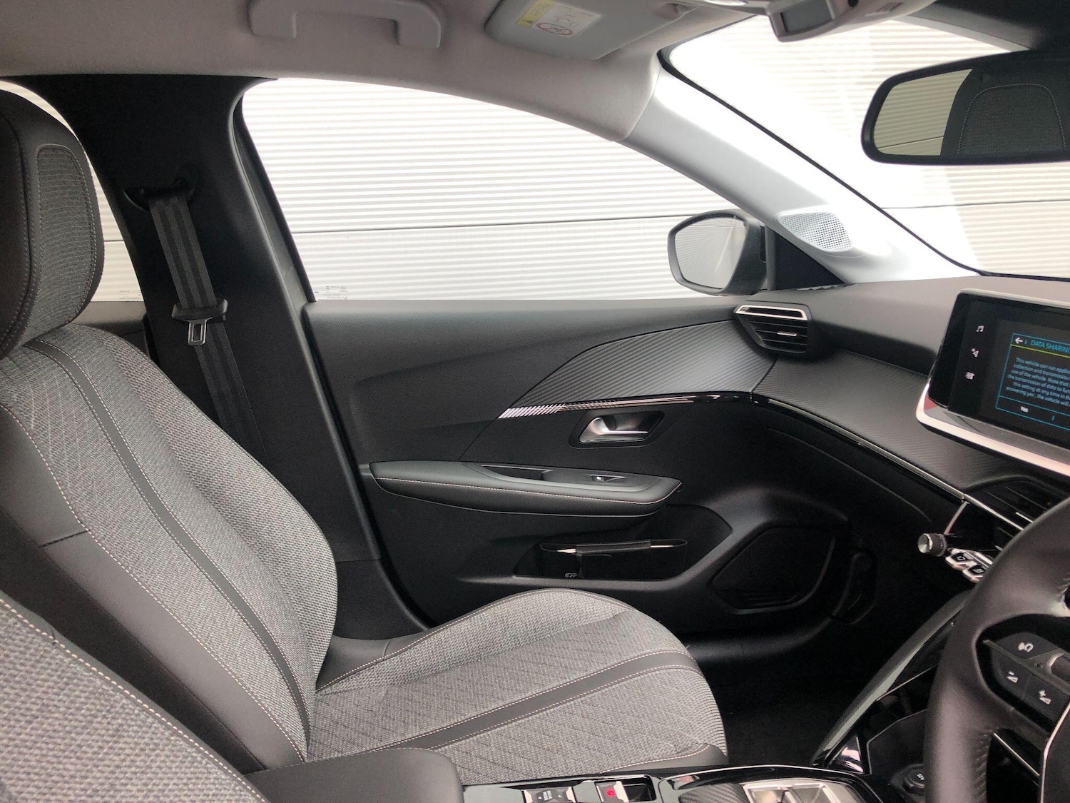 Used Peugeot E-208 2024 for sale - 76060401: Photo 49