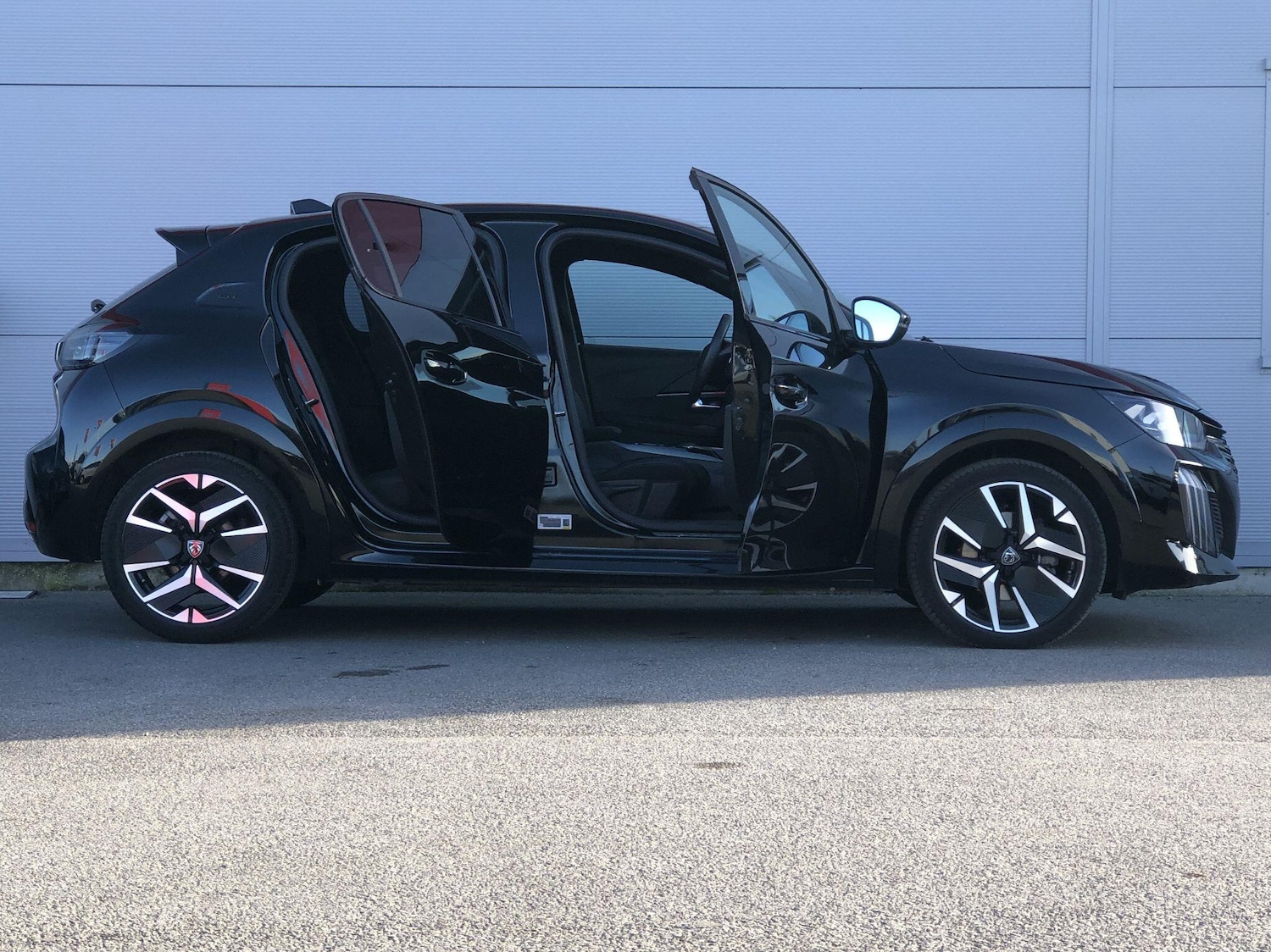 Used Peugeot 208 2024 for sale - 76550551: Photo 10