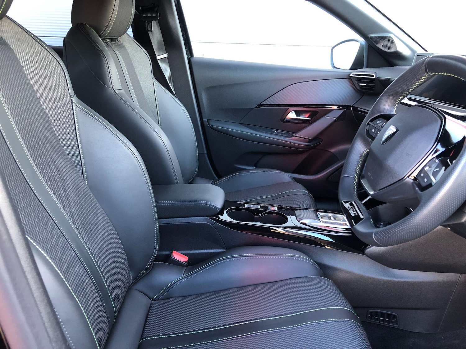 Used Peugeot 208 2024 for sale - 76550551: Photo 13