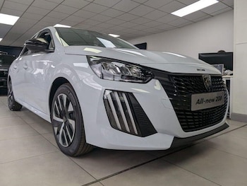 (75) - 1.2 PureTech Style Hatchback 5dr Petrol Manual Euro 6 (s/s) (100 ps)