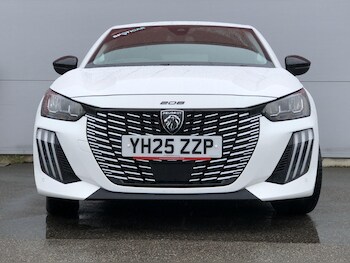 Used Peugeot 208 2025 for sale - 77909652: Photo