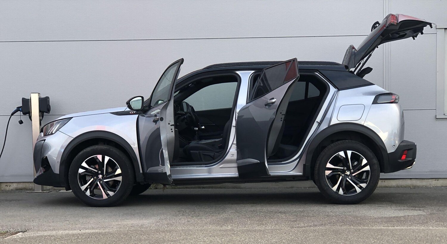 Used Peugeot 2008 2022 for sale - 75781293: Photo 7