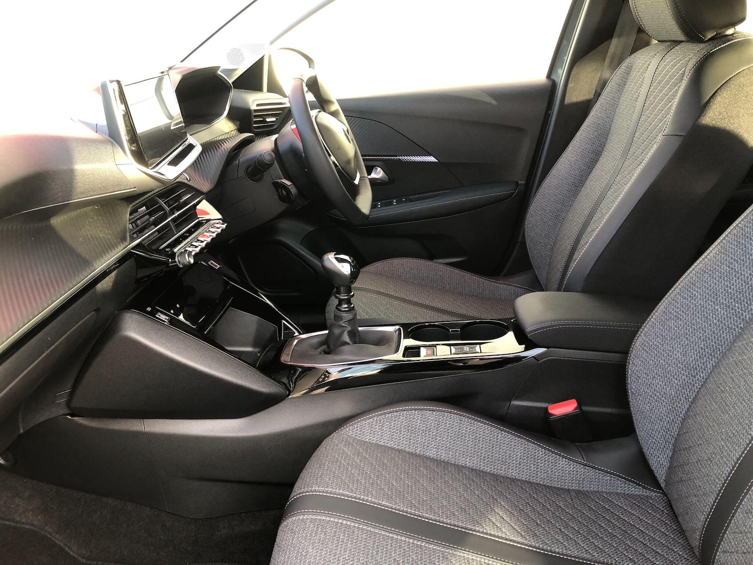 Used Peugeot 208 2024 for sale - 76728242: Photo 36