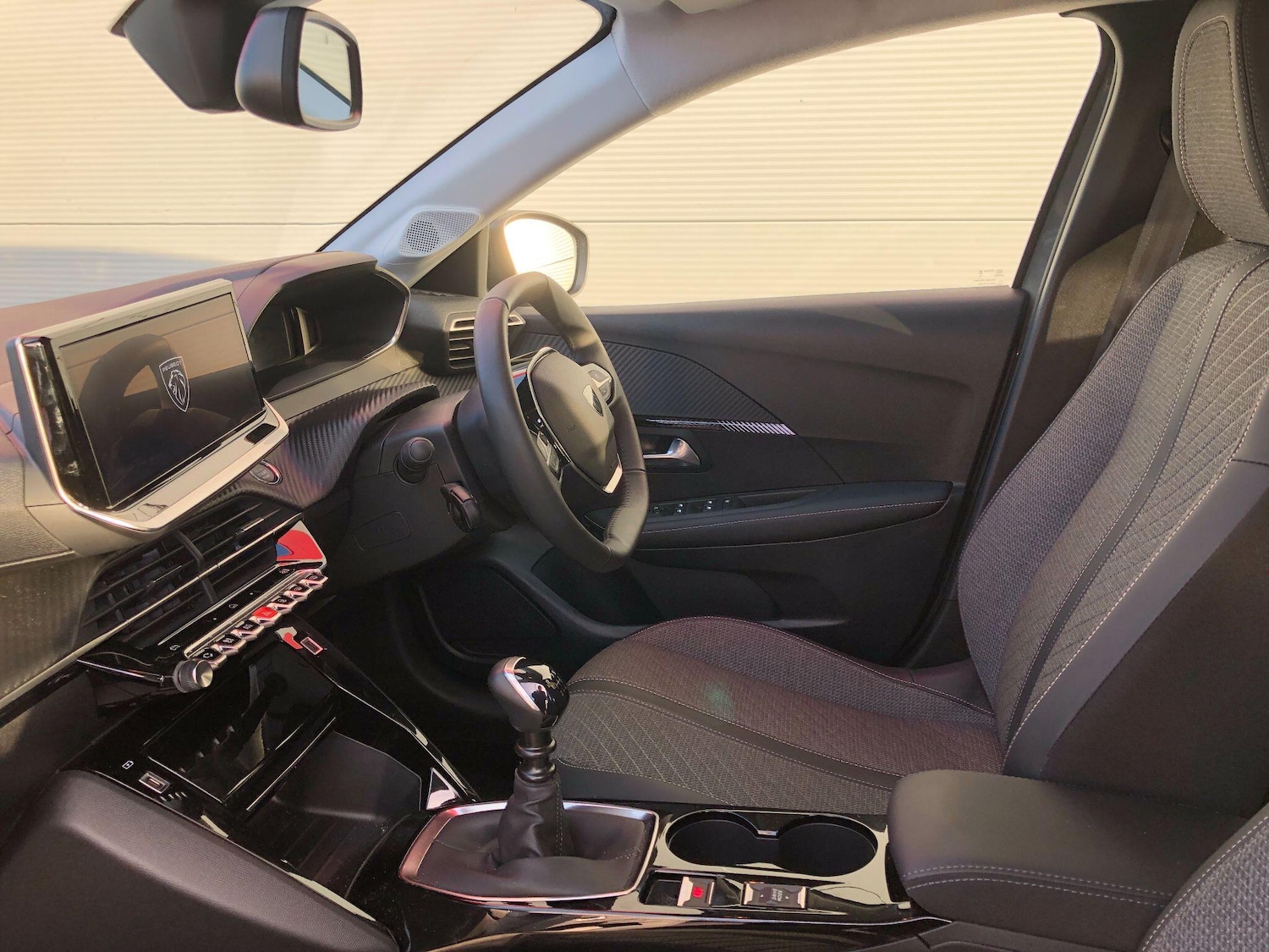 Used Peugeot 208 2024 for sale - 76728242: Photo 38